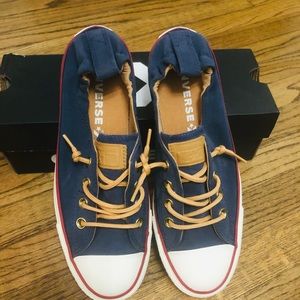 Converse Shoreline size 8 Navy